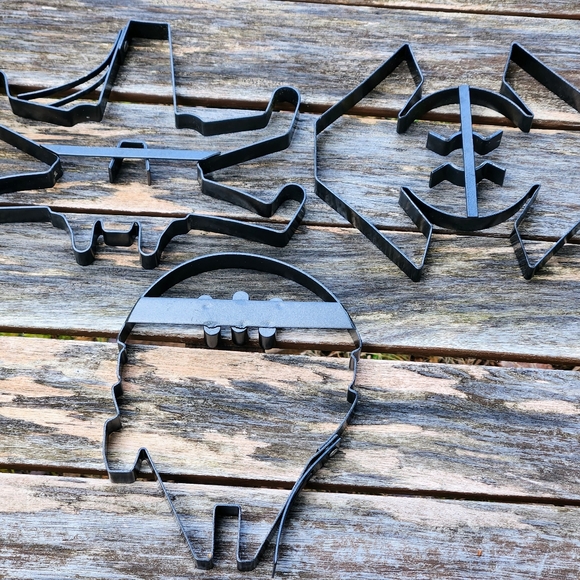 Williams-Sonoma Star Wars Pancake Molds Set - Picture 3 of 5